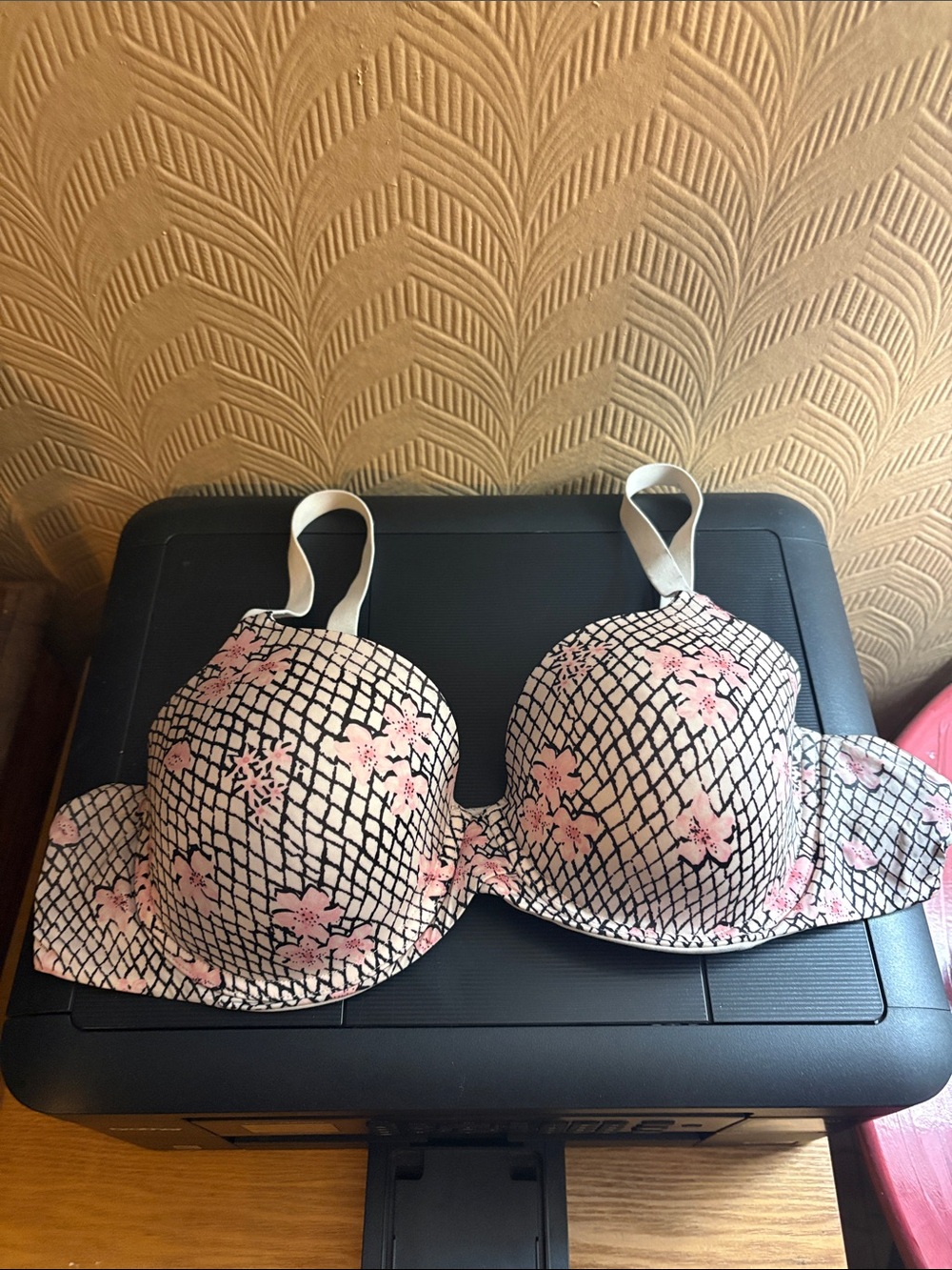Maidenform Pink Floral Cream Bra